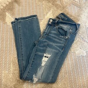AMERICAN EAGLE Super Stretch Boot Cut Jeans Size 4